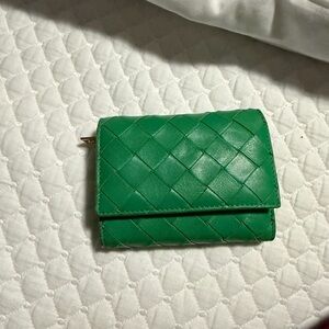 Bottega Veneta Emerald Woven Wallet